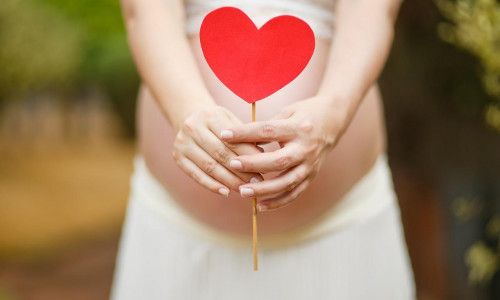 Cuidados essenciais para a saúde da mamãe e do bebê